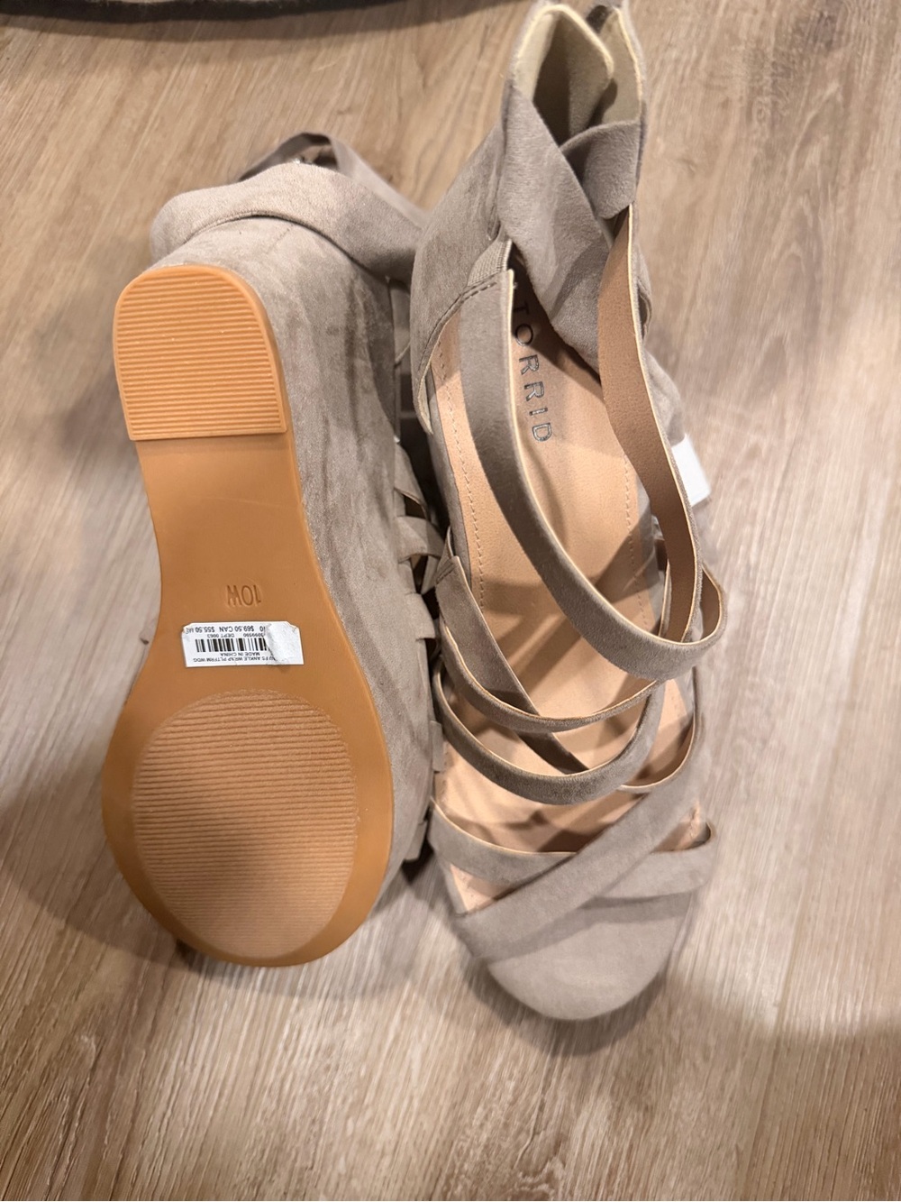 Torrid NWT Strappy Lace-Up Wedges in Taupe - Picture 6 of 9